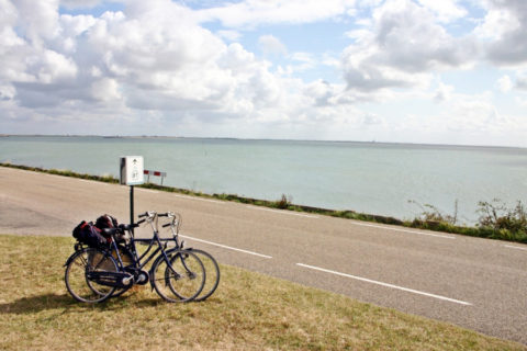 Zomerse fietstip: Pak een van de elf dagetappes van de Noordzeeroute